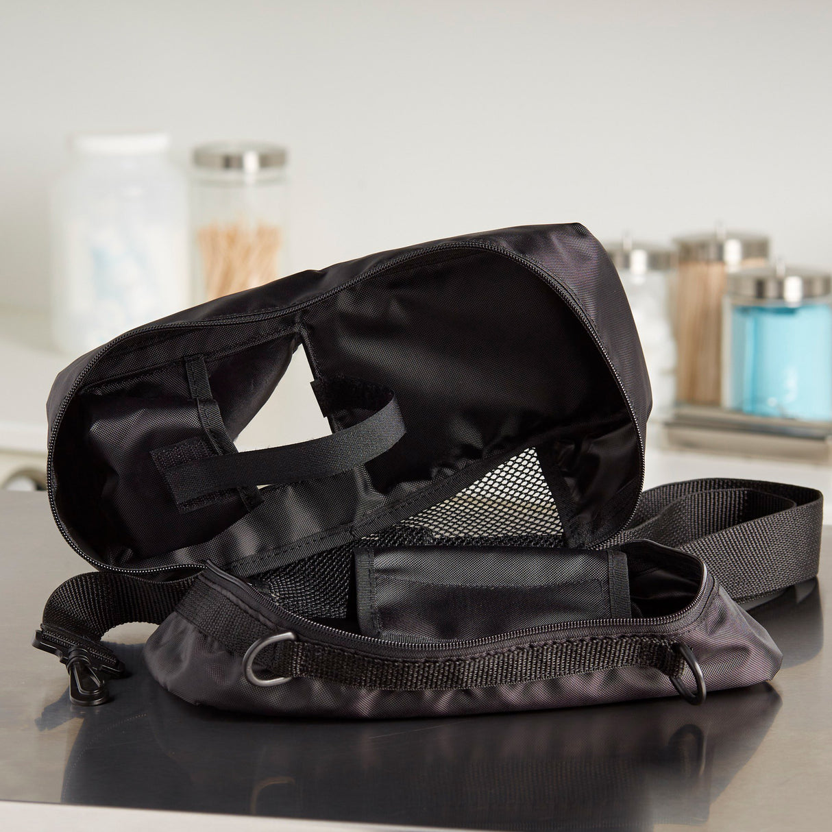 Pump Shoulder Pouch McKesson Precision - BeHope