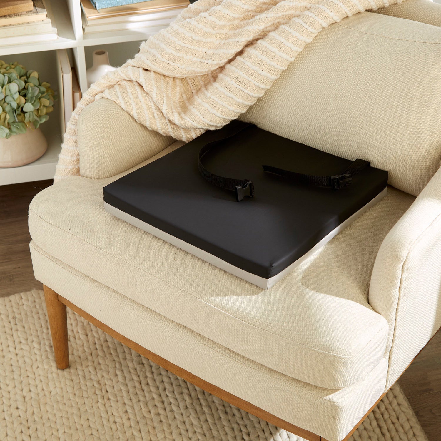 Seat Cushion McKesson 16 W X 16 L X 2 D Inch Foam / Gel - BeHope