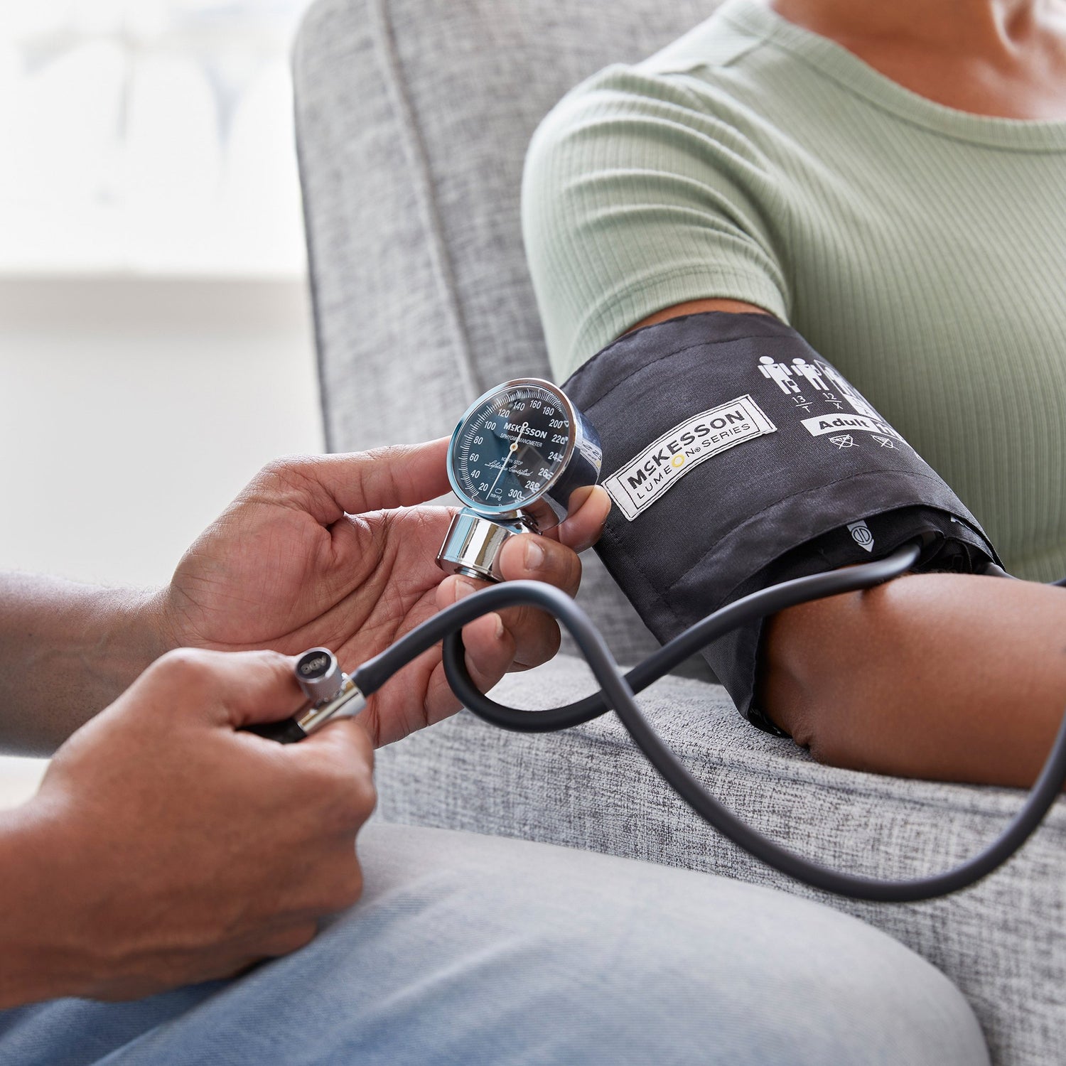 Aneroid Sphygmomanometer Unit McKesson LUMEON™ Adult Cuff Nylon Cuff 23 - 40 cm Pocket Aneroid - BeHope