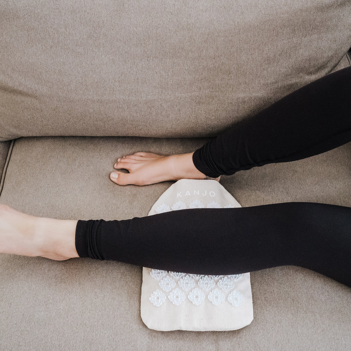 Acupressure Pillow with Internal Water Bottle Kanjo 2-1/2 X 8-1/2 X 13 Inch - BeHope