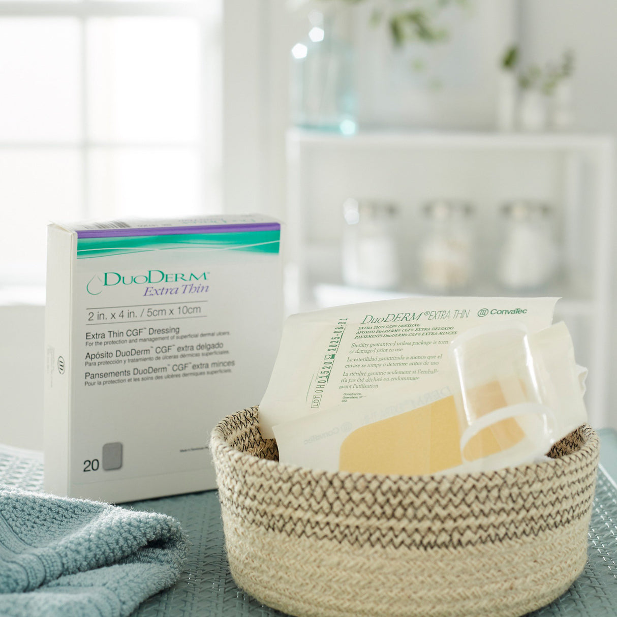 Thin Hydrocolloid Dressing DuoDERM® Extra Thin CGF® Film Backing 2 X 4 Inch Rectangle Hydrocolloid / Film - BeHope