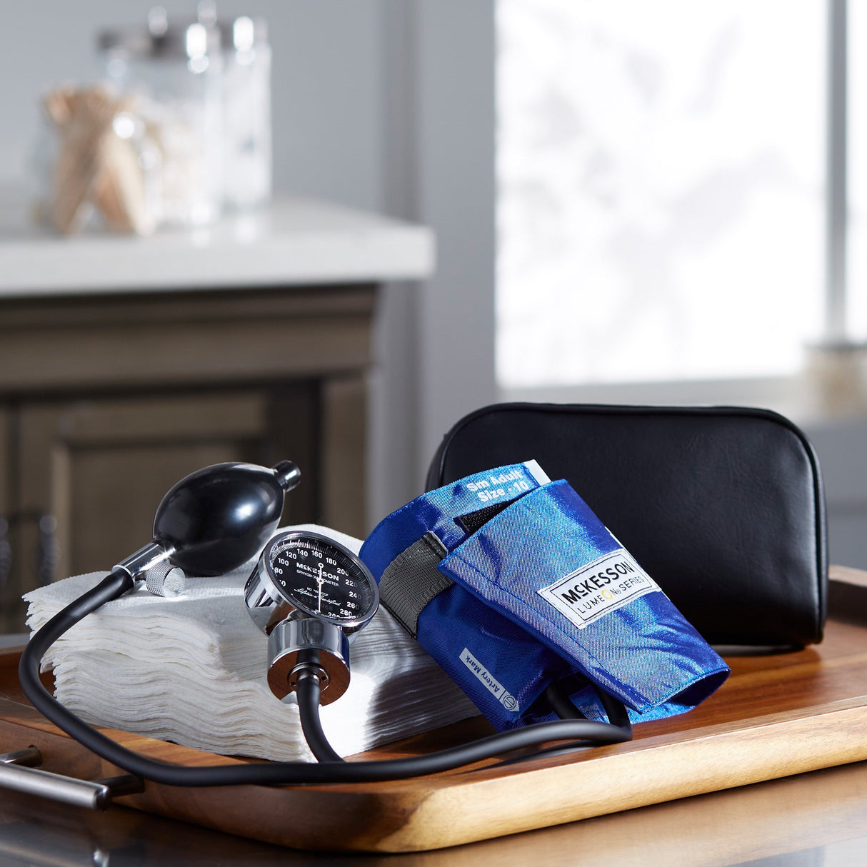 Aneroid Sphygmomanometer Unit McKesson LUMEON™ Small Adult Cuff Nylon Cuff 19 - 27 cm Pocket Aneroid - BeHope