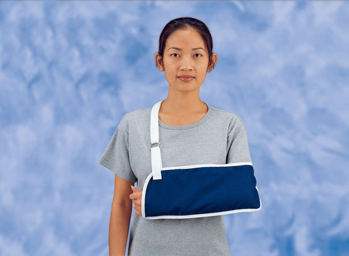 Arm Sling DeRoyal® Comfort Style D-Ring / Hook and Loop Strap Closure Infant - BeHope