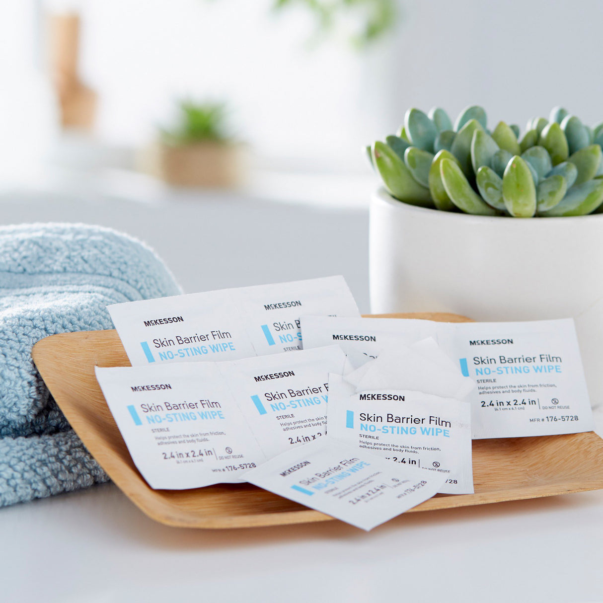 Skin Barrier Wipe McKesson No Sting 75 to 100% Strength Hexamethyldisiloxane Individual Packet Sterile - BeHope