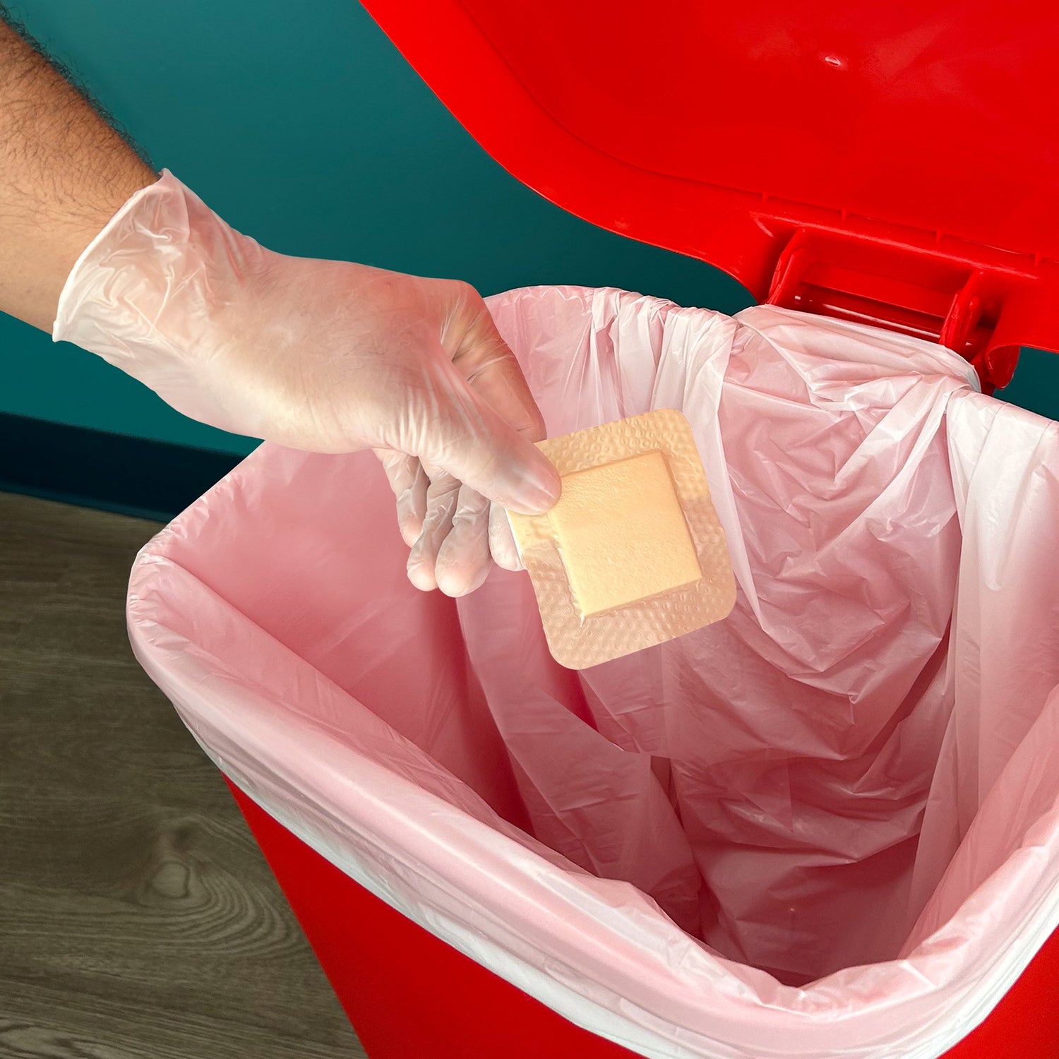 Exam Glove CareStock™ Medium NonSterile Vinyl Standard Cuff Length Smooth Clear Not Rated - BeHope