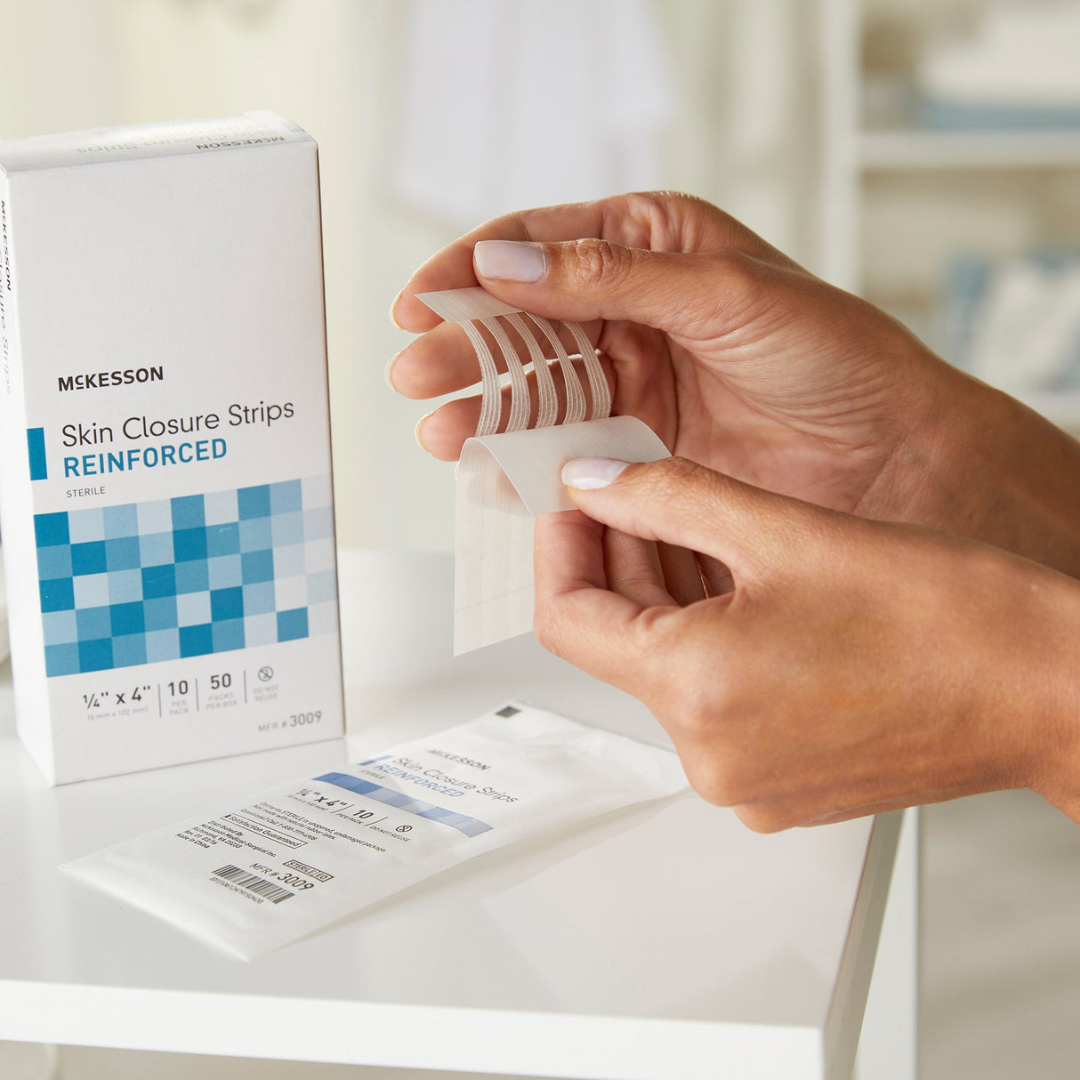 Skin Closure Strip McKesson 1/4 X 4 Inch Nonwoven Material Reinforced Strip White - BeHope