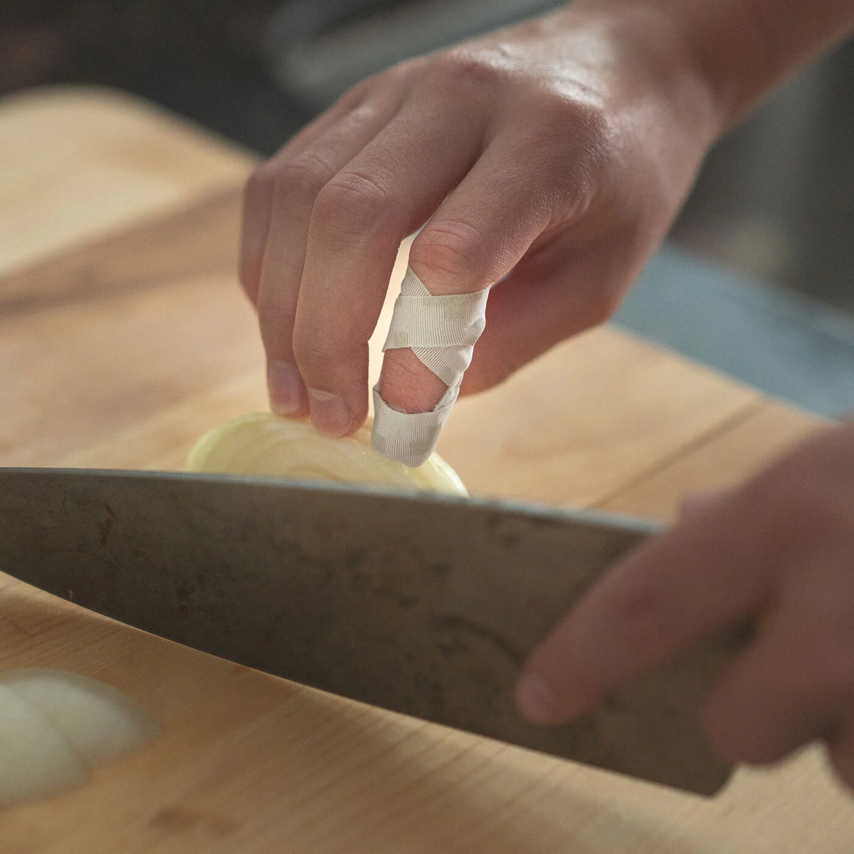 First Aid Kit My Medic SUPERSKIN Fingertip Pouch - BeHope