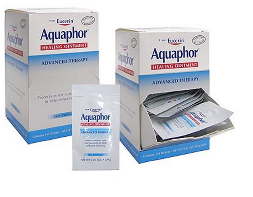 Hand and Body Moisturizer Aquaphor® Advanced Therapy 0.9 Gram Individual Packet Unscented Ointment - BeHope