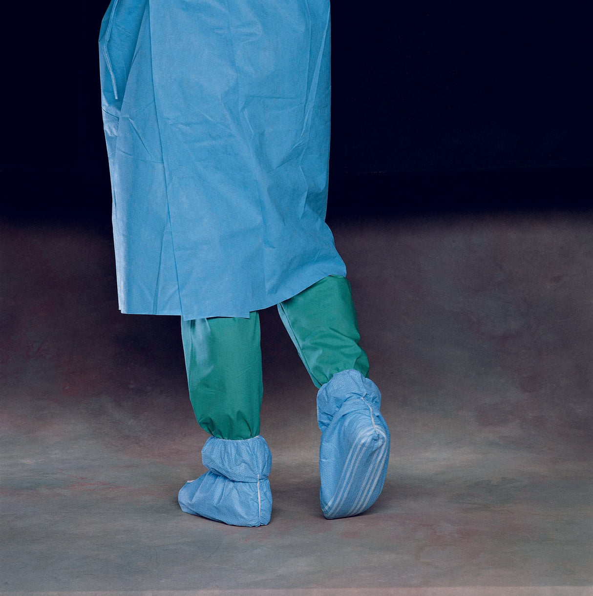 Shoe Cover Ankle Guard® X-Large Ankle High Nonskid Sole Blue NonSterile - BeHope