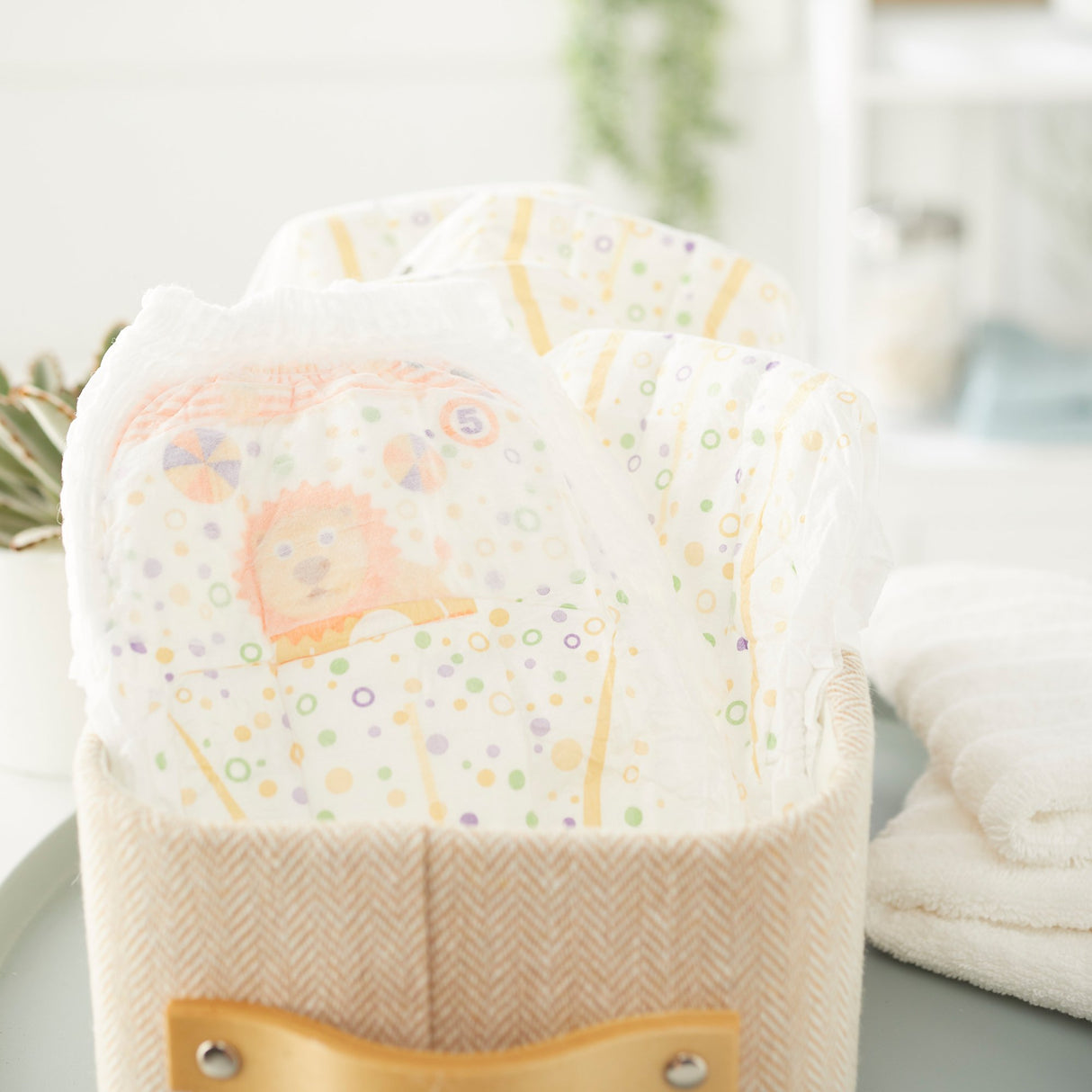 Unisex Toddler Training Pants McKesson Pull On with Tear Away Seams Size 3T to 4T Disposable Heavy Absorbency - BeHope