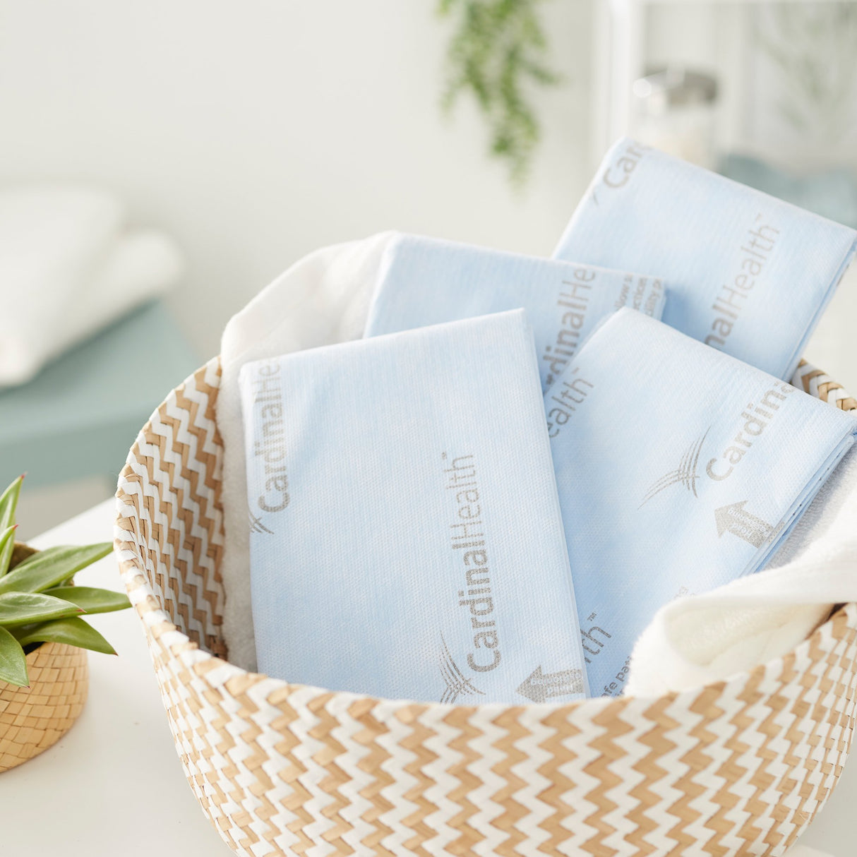 Disposable Underpad Wings™ Quilted Premium Comfort 23 X 36 Inch Airlaid Heavy Absorbency - BeHope