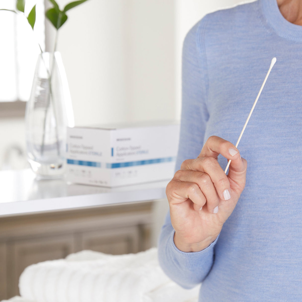 Swabstick McKesson Cotton Tip Wood Shaft 6 Inch Sterile 1 per Pack - BeHope