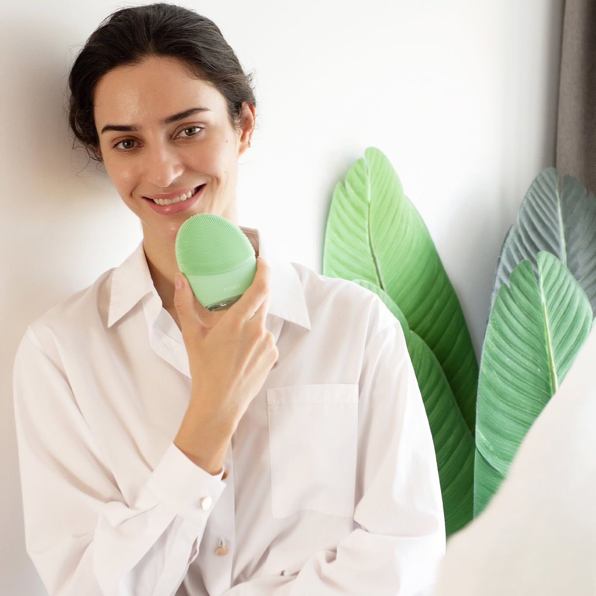 Facial Cleansing Brush and Massage Device LUNA 4 Combination Skin - BeHope