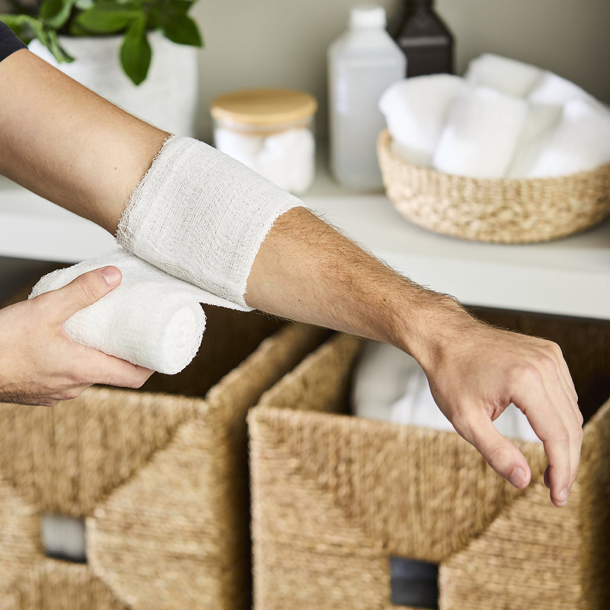 Fluff Dressing CareStock™ 4-1/2 Inch X 4-1/10 Yard 6-Ply NonSterile 100 per Case - BeHope