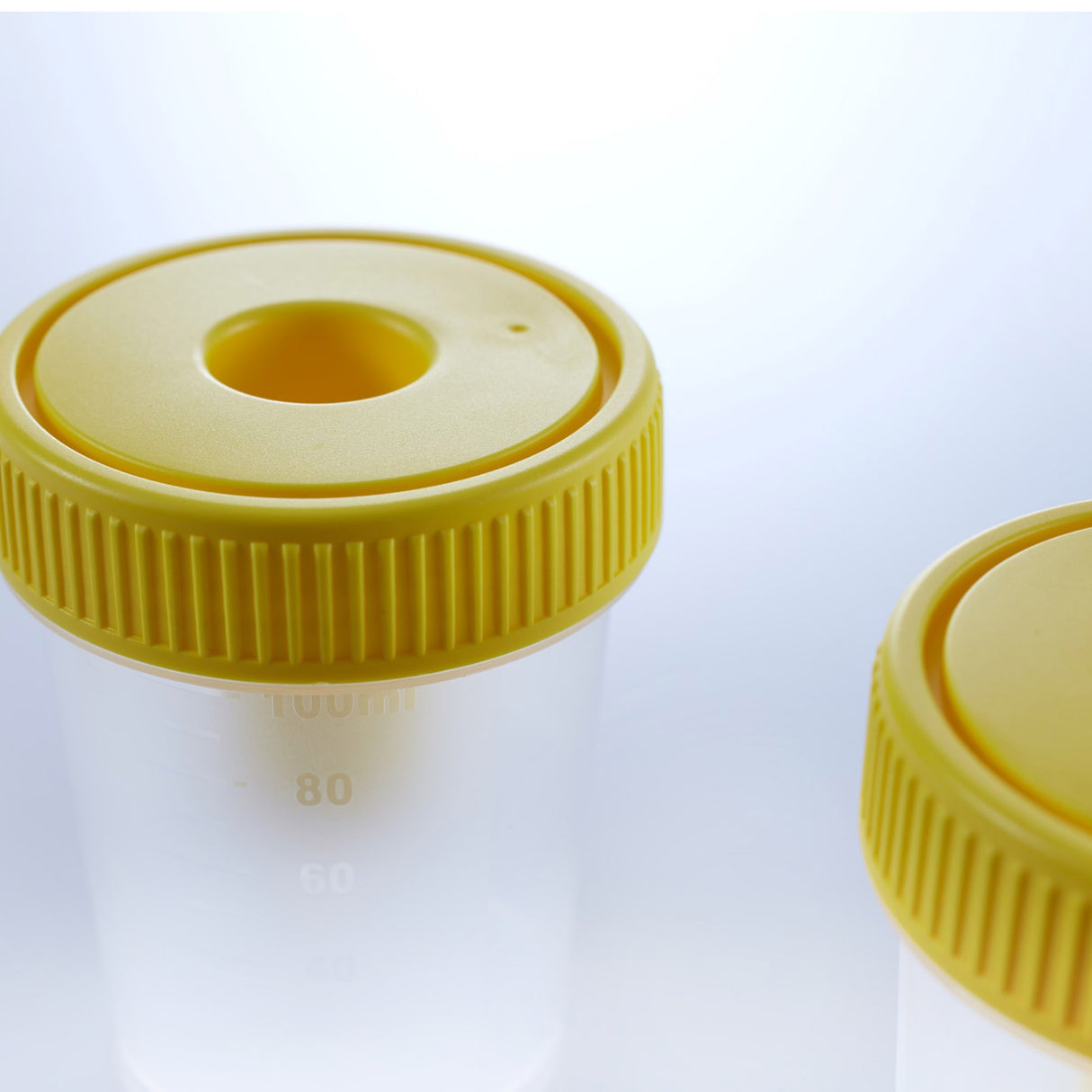 Urine Specimen Container with Integrated Transfer Device 100 mL (3.4 oz.) Screw Cap Patient Information Sterile - BeHope