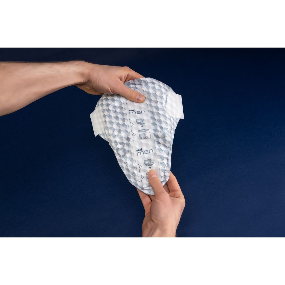 Bladder Control Pad Seni® Man Active Light 7-1/2 X 9-3/10 Inch Light Absorbency Super Absorbent Core One Size Fits Most - BeHope
