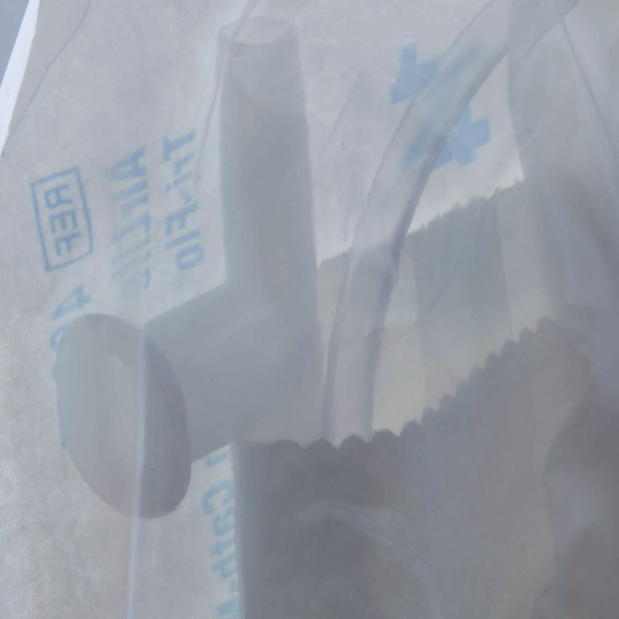 Suction Catheter Kit Tri-Flo® Cath-N-Glove® 14 Fr. Beveled Tip - BeHope