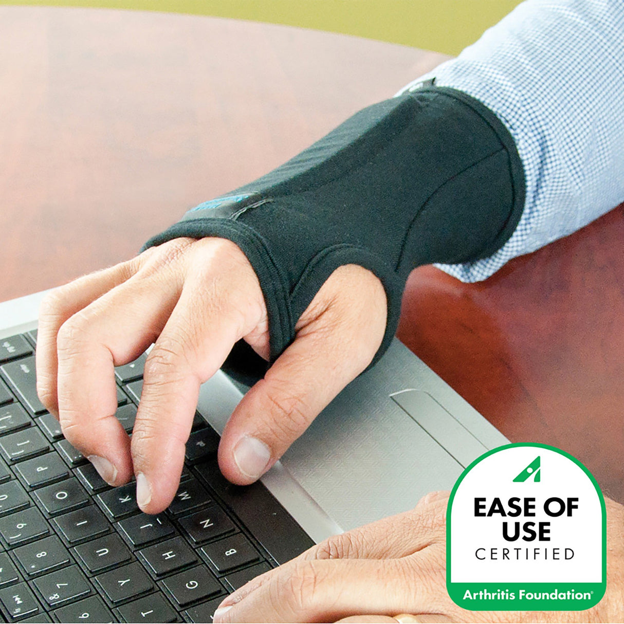Wrist Splint IMAK® RSI SmartGlove® Cotton / ergoBeads® Left or Right Hand Black Small - BeHope