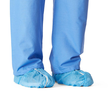 Medline Spunbonded Polypropylene Smooth Bottom Shoe Covers