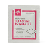 Medline Obstetrical Cleaning Towelettes, multiple towelettes stacked, showing size and thickness.