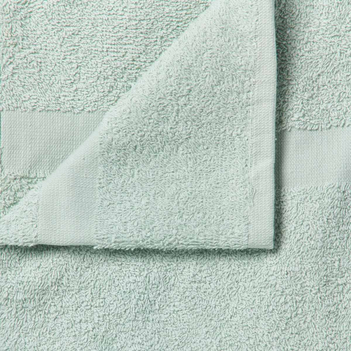 Medline Fine-Spun Bath Towels