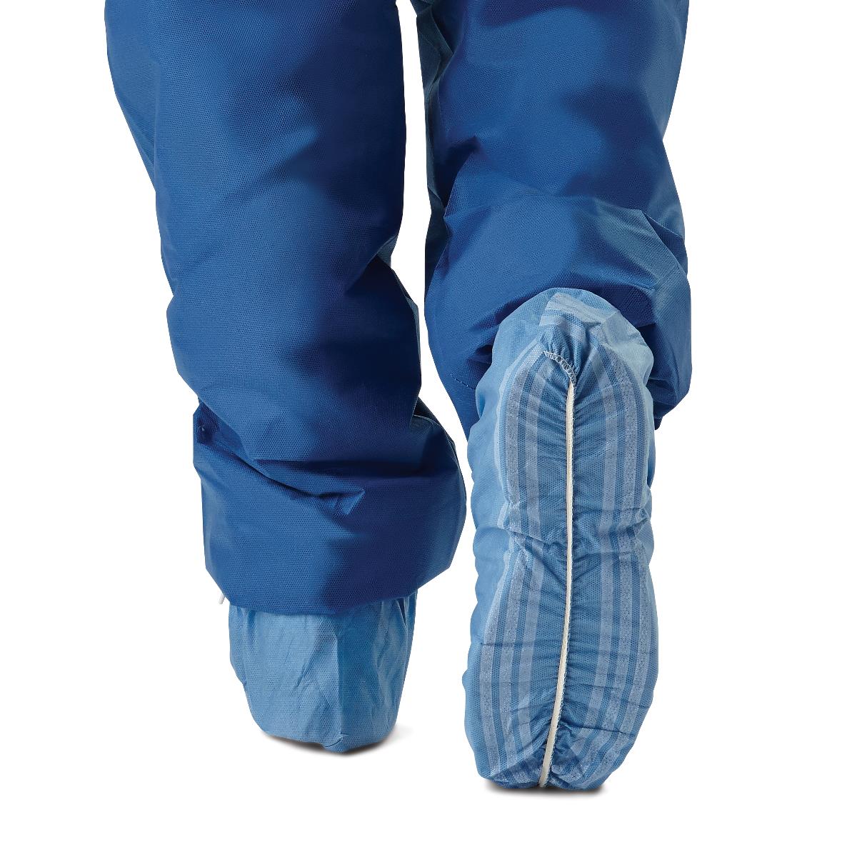 Medline Premium Non-Skid Disposable Multilayer Shoe Covers