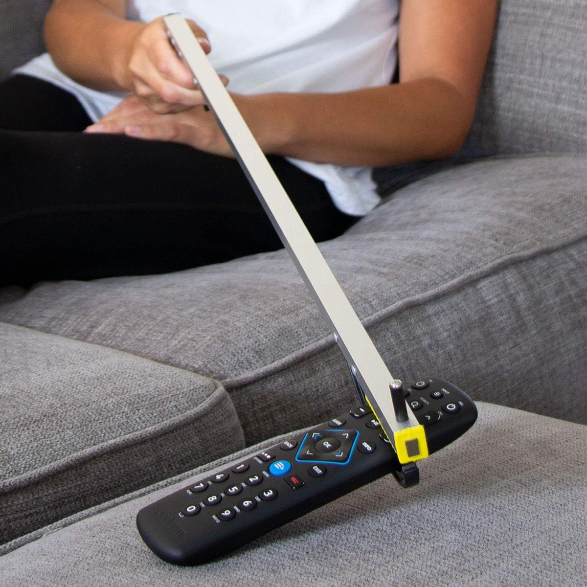 Aluminum Reachers with Magnetic Tip
