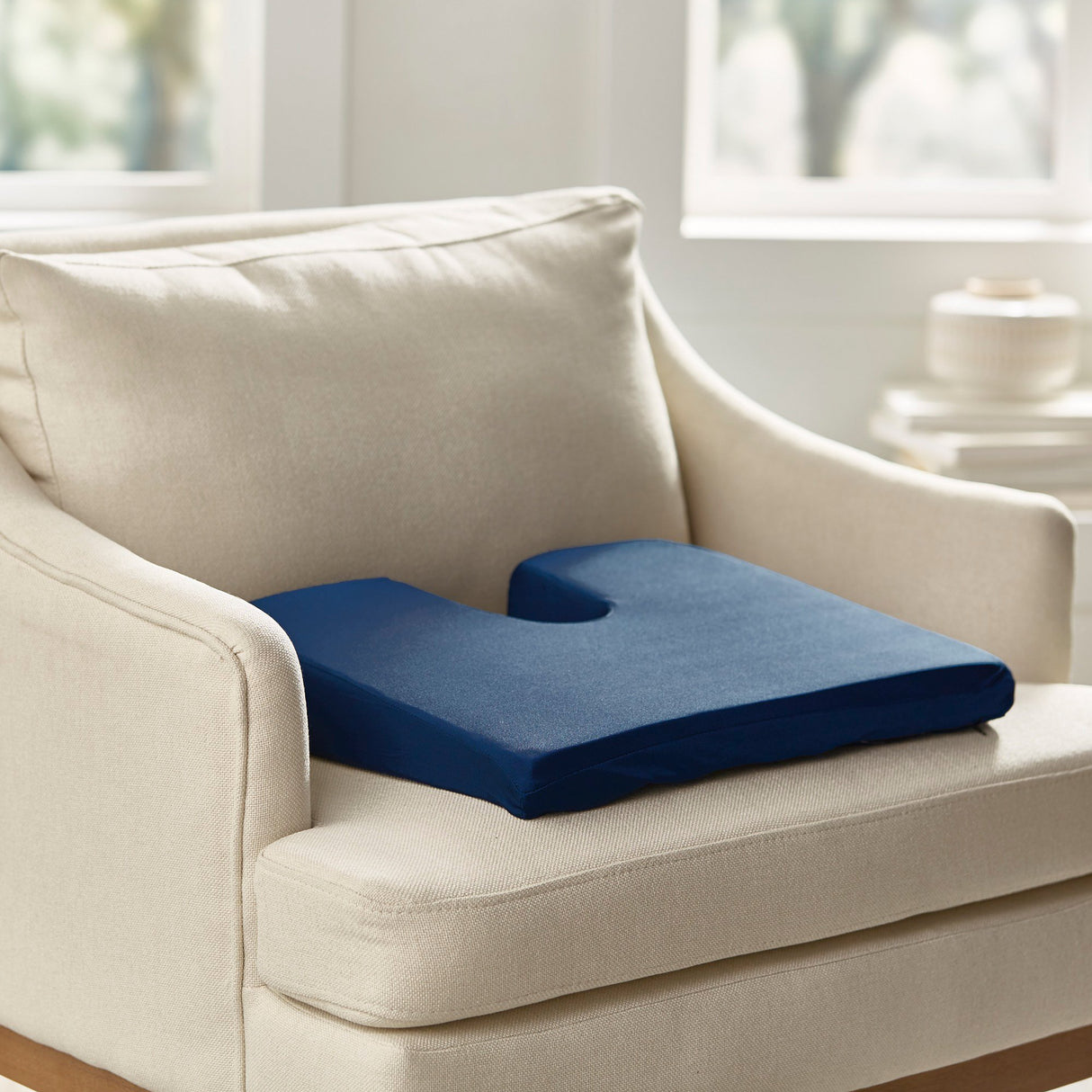Coccyx Relief Seat Cushion McKesson 18 W X 14 L X 3 D Inch Foam - BeHope