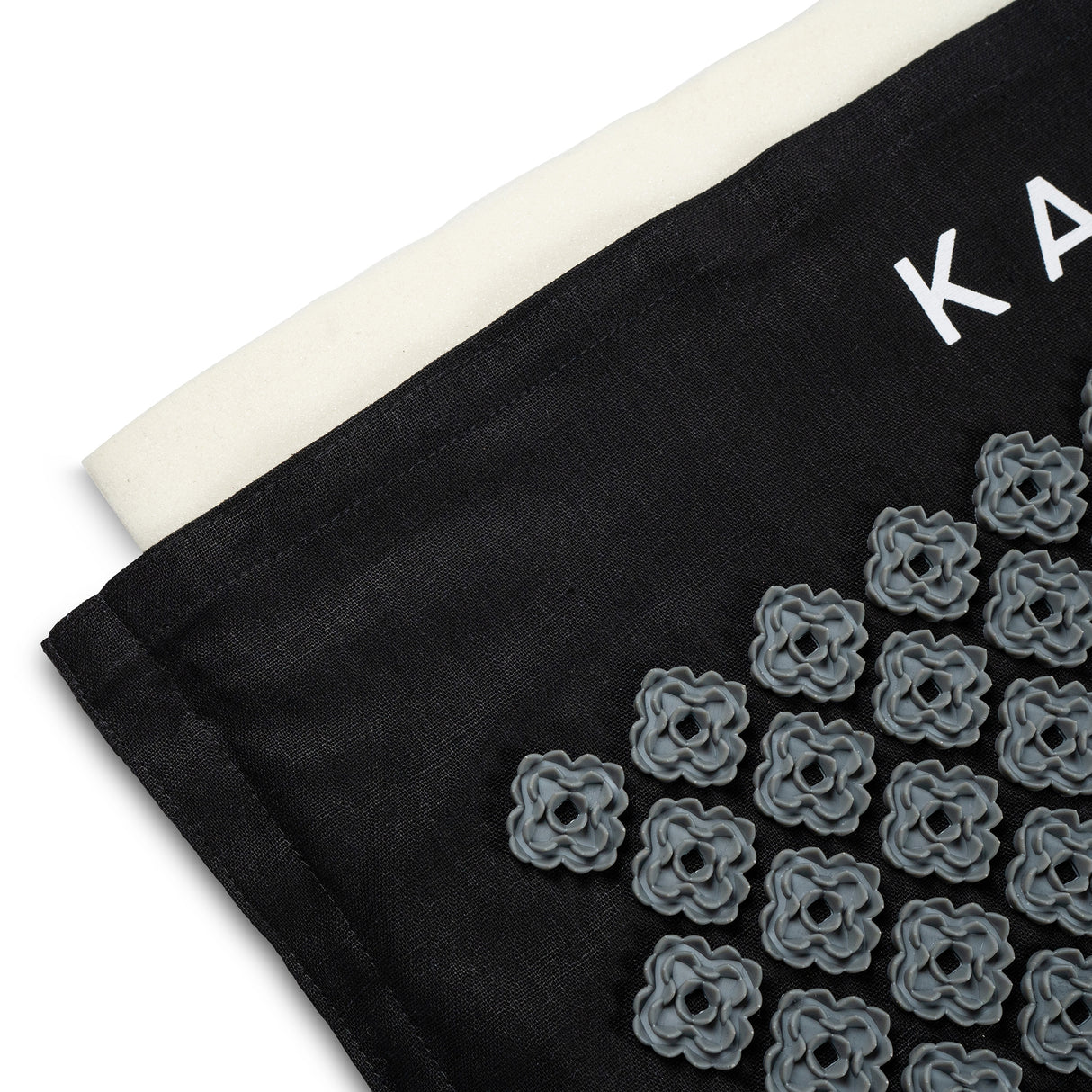 Kanjo Acupressure Mat Set Large Black / White Cotton-Linen Fabric / Memory Foam / Plastic Mat: 24 X 34 Inch / Pillow: 6 X 22 Inch - BeHope