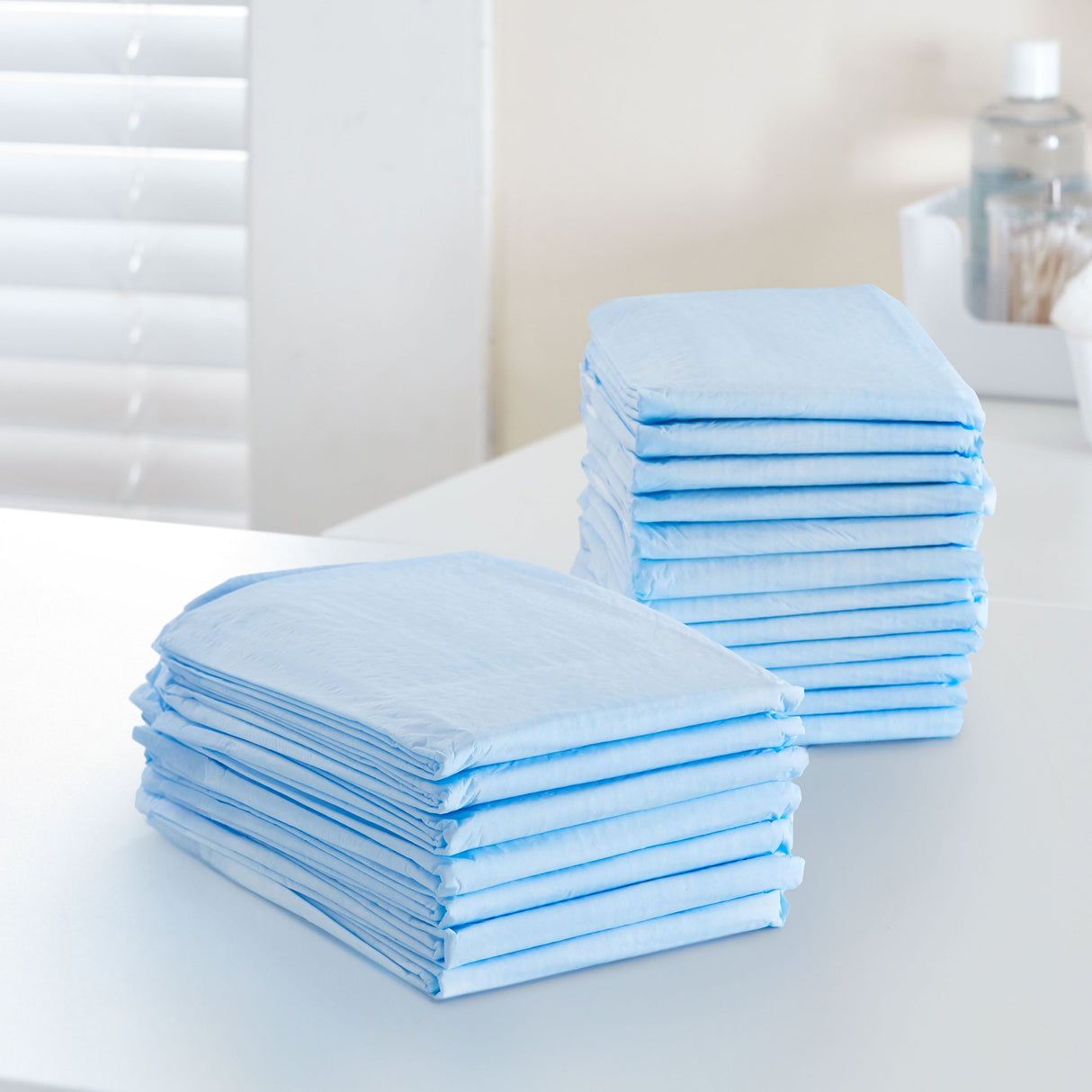 Disposable Underpad McKesson Classic 23 X 36 Inch Fluff Mat Light Absorbency - BeHope