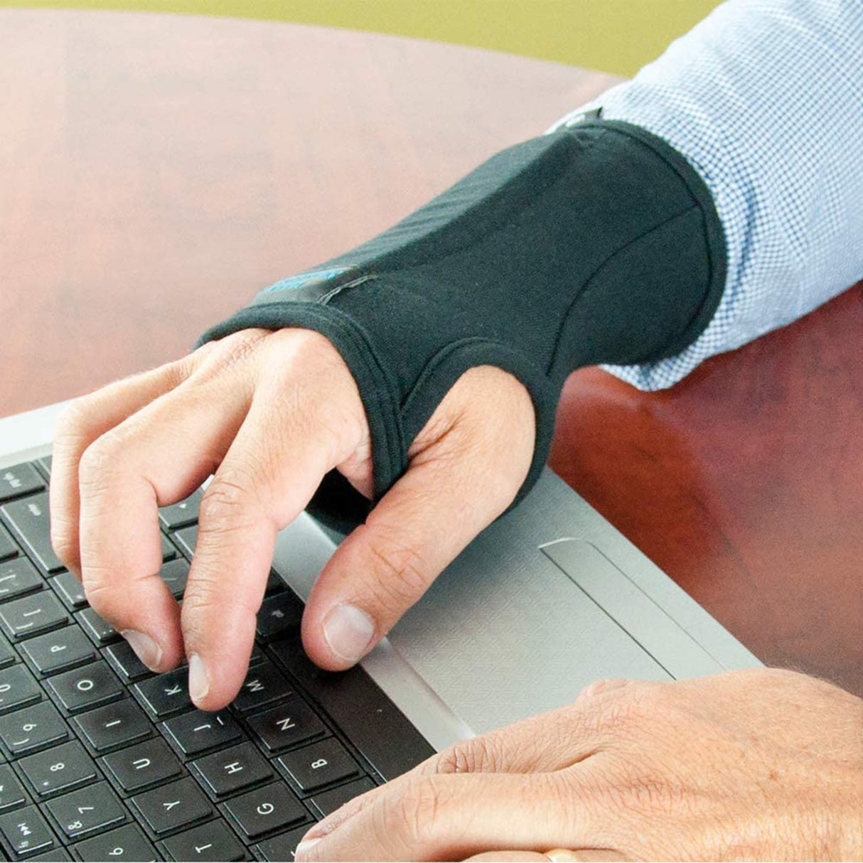 Wrist Splint IMAK® RSI SmartGlove® Cotton / ergoBeads® Left or Right Hand Black Large - BeHope