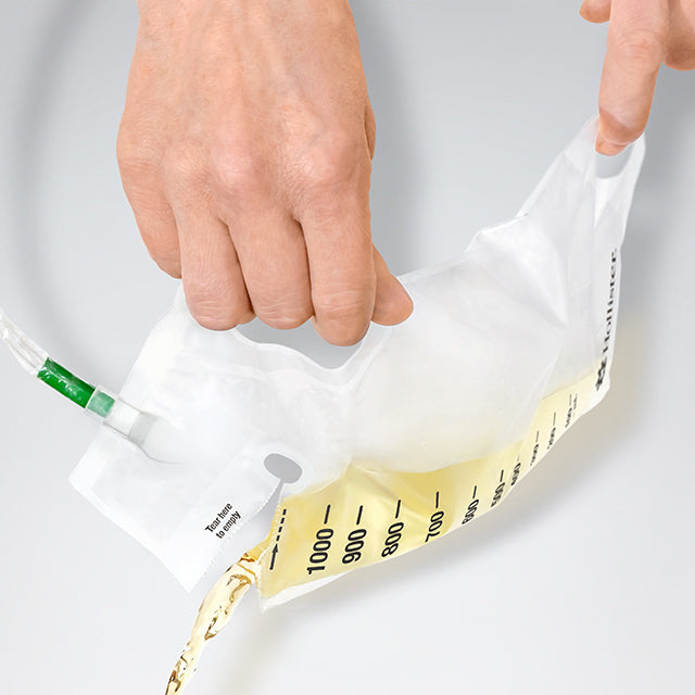 Vapro Plus F-style Touch-free Hydrophilic Intermittent Catheter With Collection Bag - Straight Tip, 16in, Box of 30
